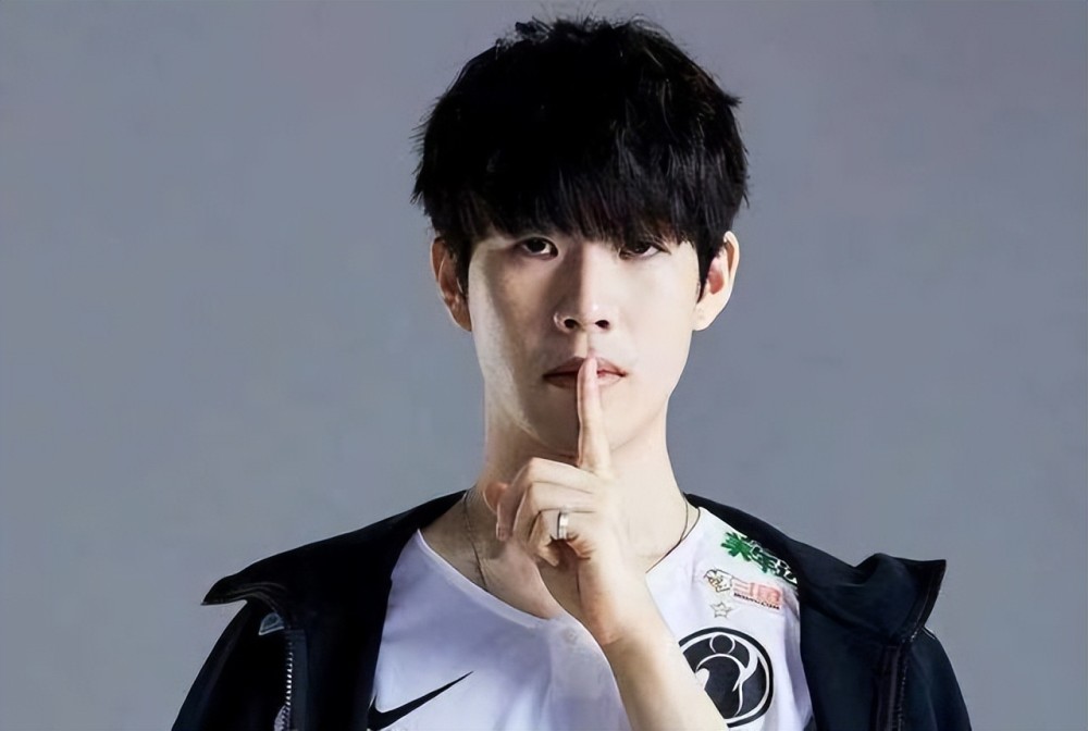 DOTA2 CDA联赛：CDEC 2：1战胜茶队