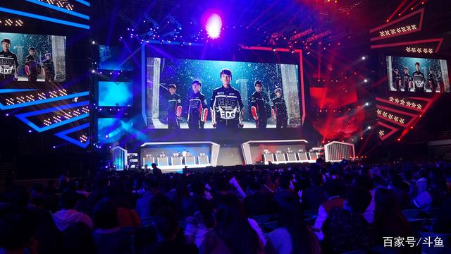 回归Astralis？device辟谣：转会传闻都是胡说